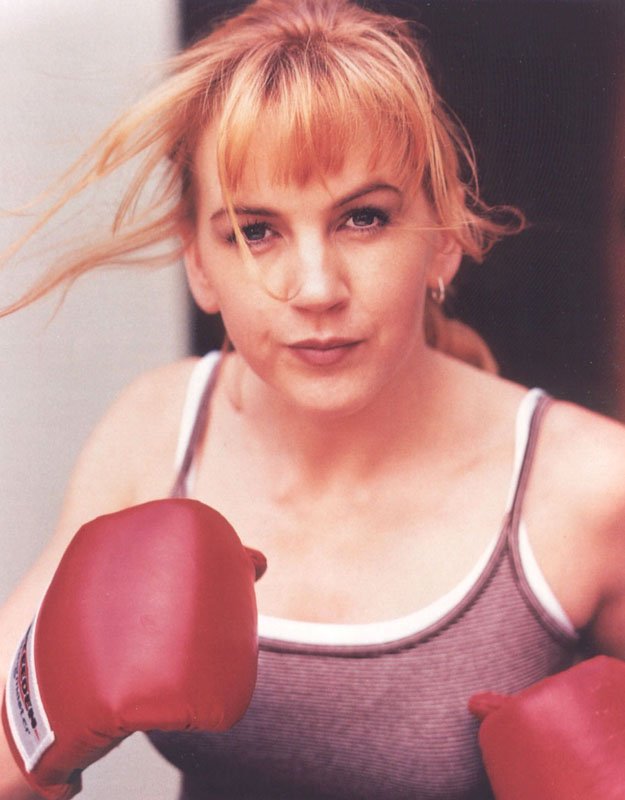 Renee-O-Connor-boxing